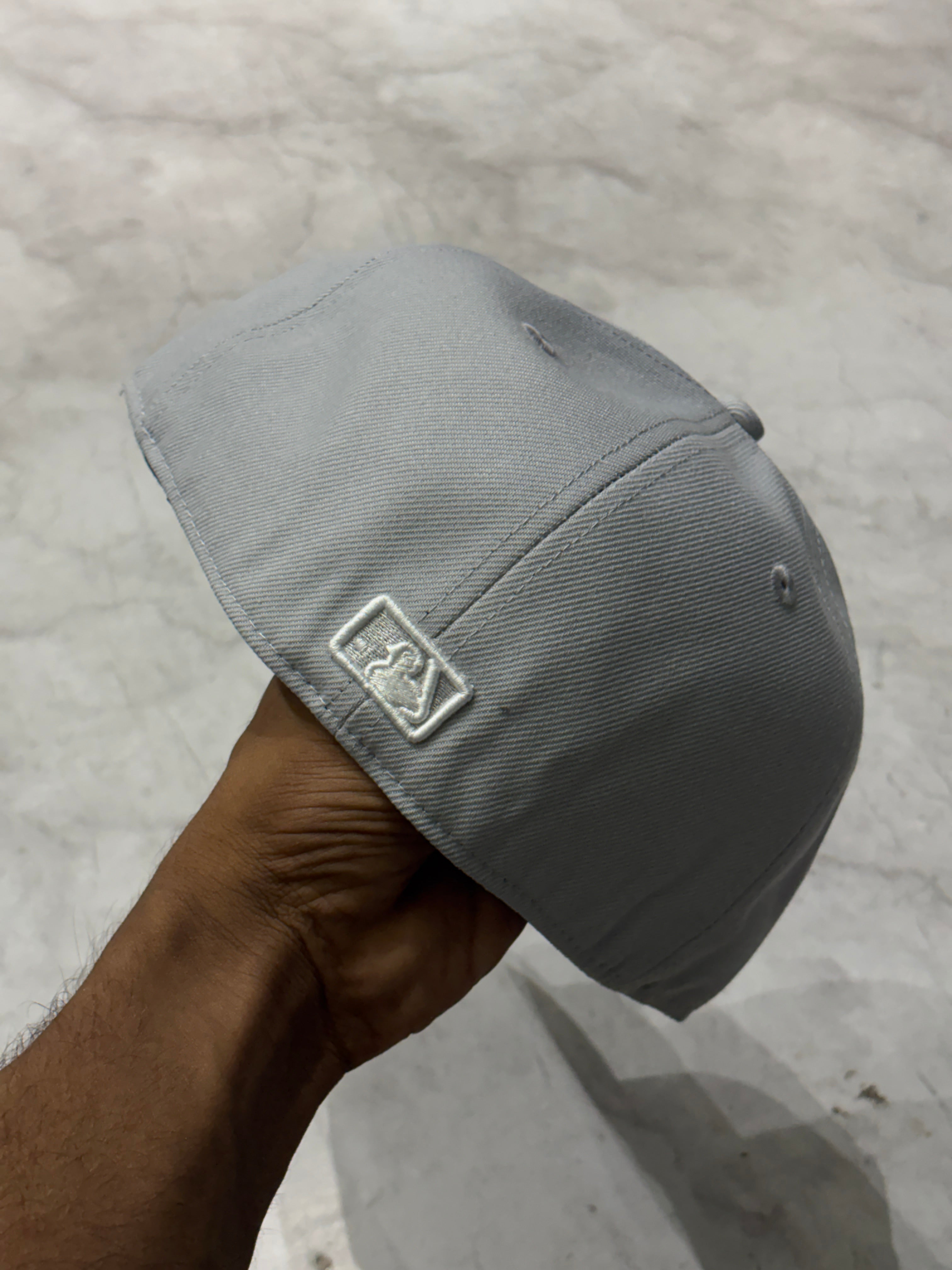LA grey fitted