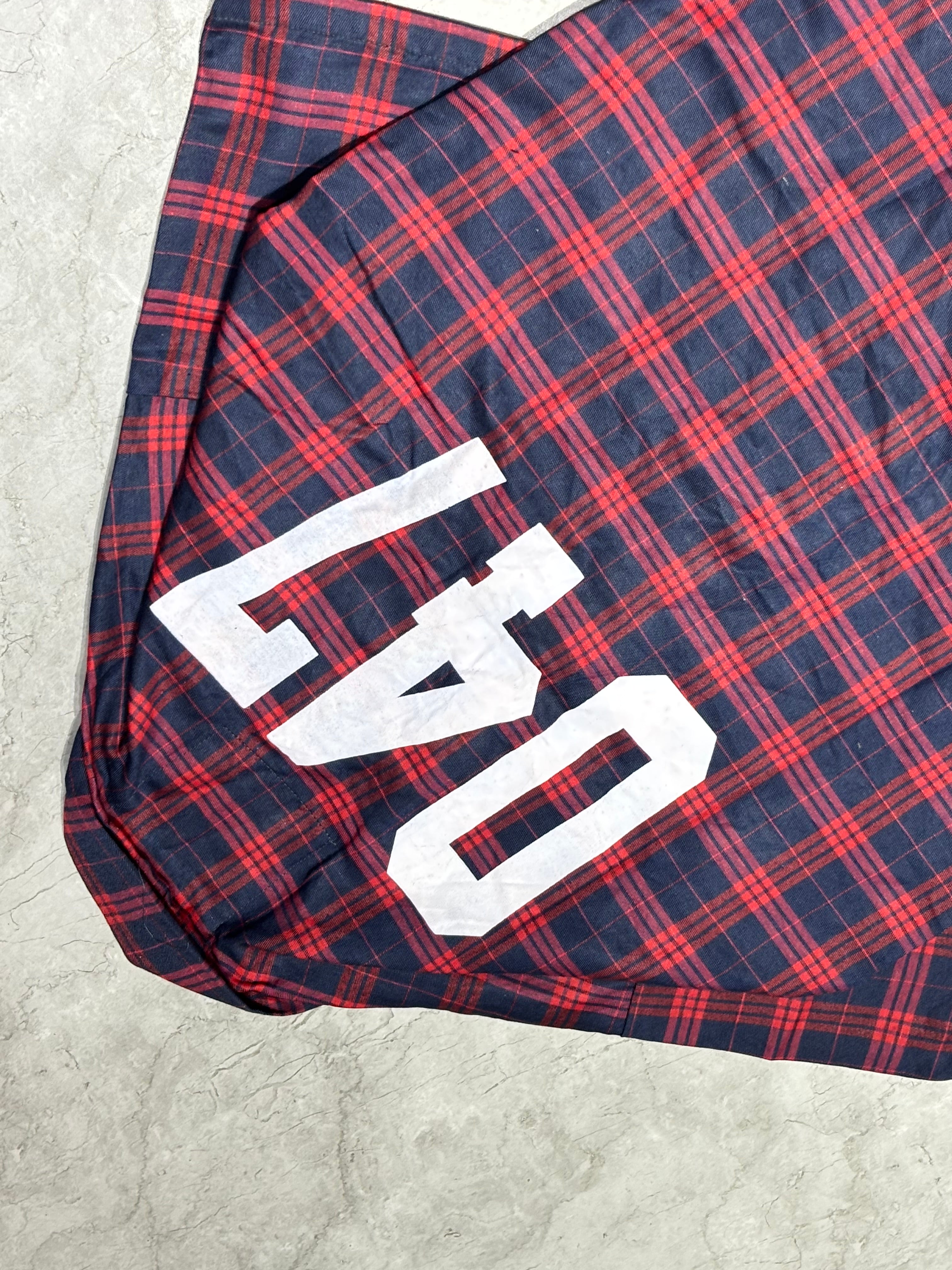 Clasp crop red