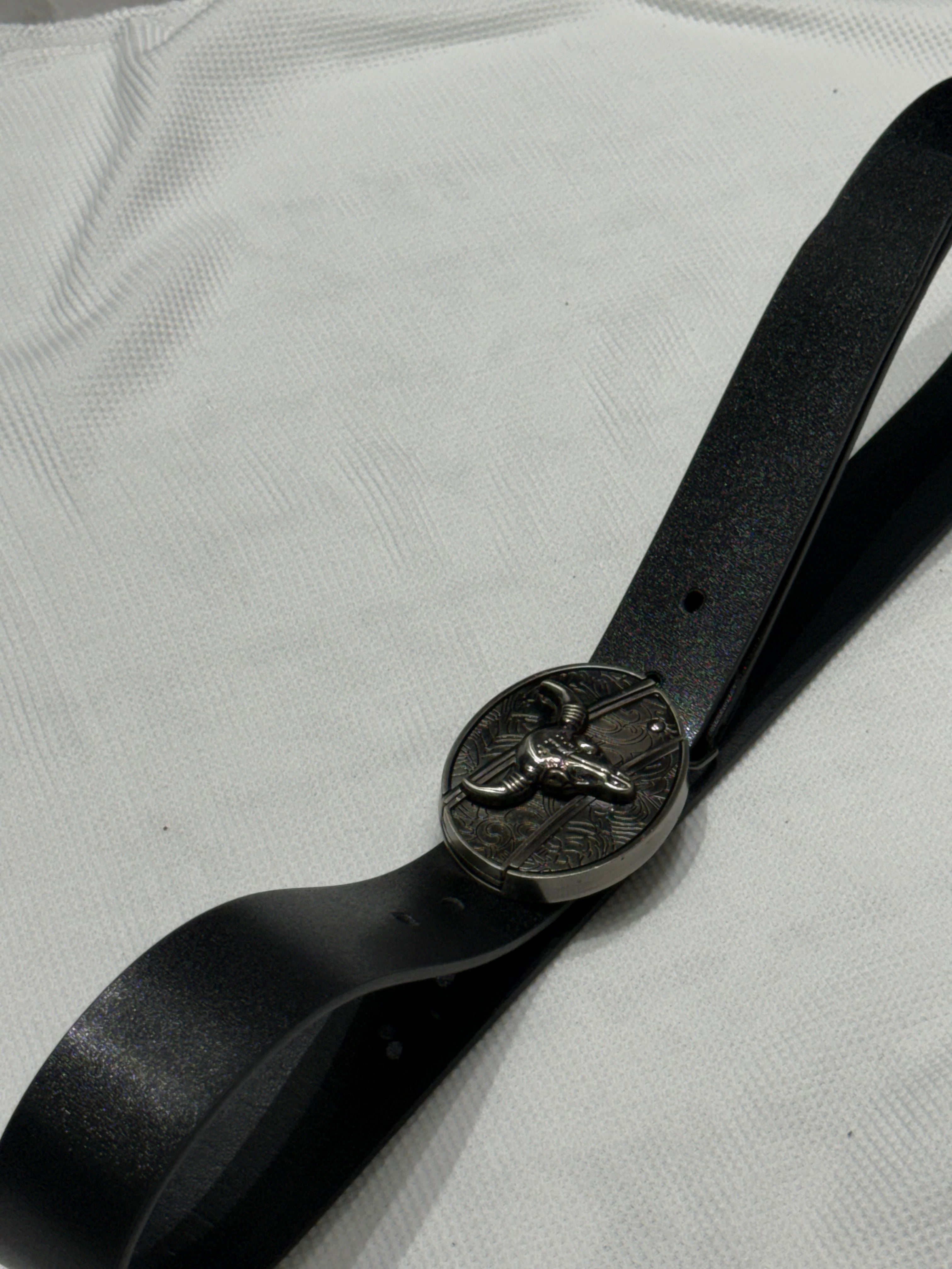 Bull knife belt